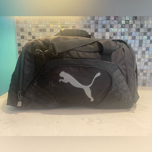 Puma Vintage Black Duffel Bag - Aprox 22” x 11” x 12” Outer Side Compartments